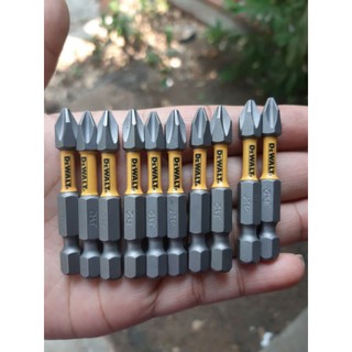 1 kg mũi bắn vít 5cm Dewalt