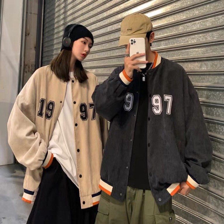 Áo khoác bomber kaki nhung bóng chày unisex form rộng 1997 nam nữ ulzzang Wind