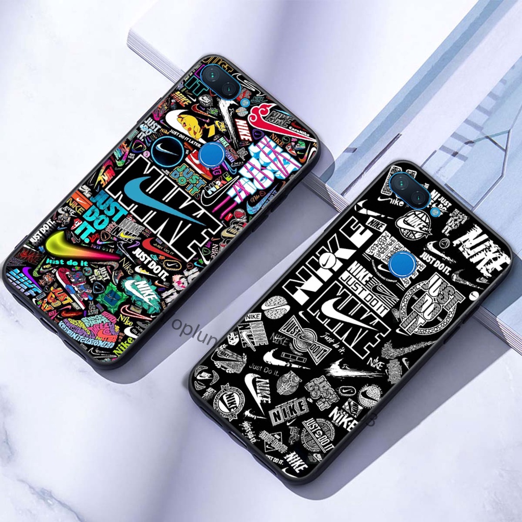 Ốp lưng Xiaomi Mi 8 / Mi 8 Se / MI 8 LITE in hình thương hiệu thời trang đa sắc cá tính.