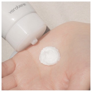 Sữa rửa mặt cà chua Verobene - Hàn Quốc