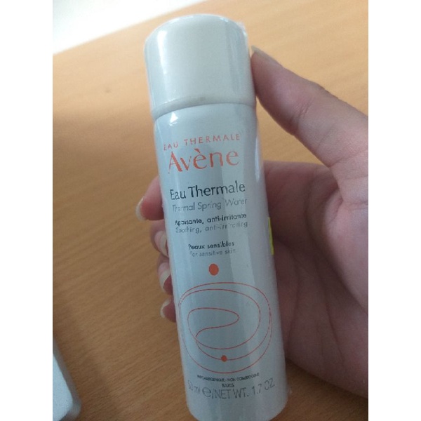 Xịt khoáng Avene 50ml of mine