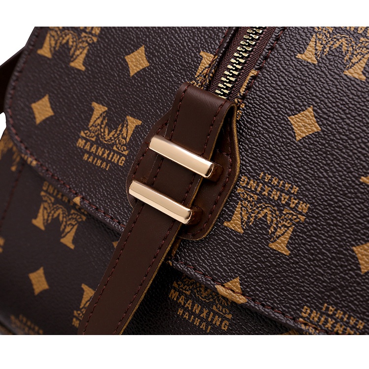 Balo da CHUWANGLIN in chữ thời trang vintage