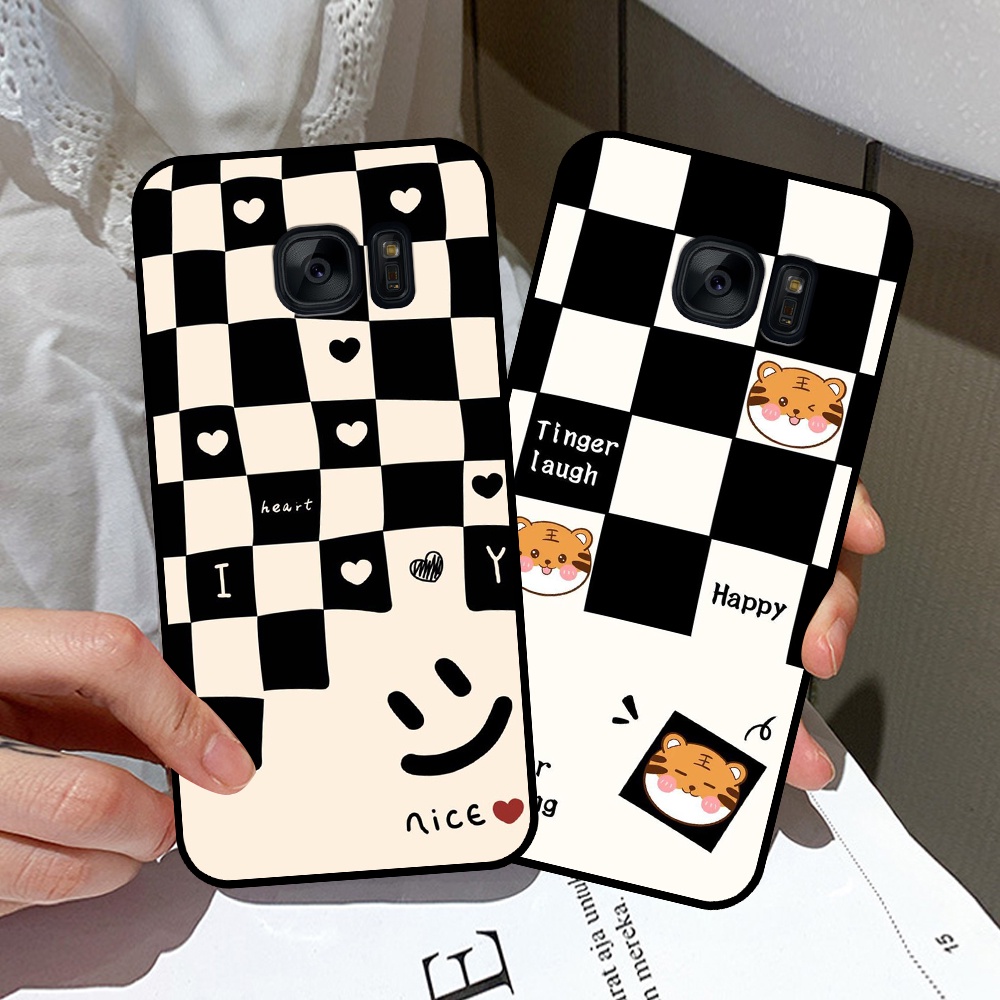 Ốp lưng Samsung S6 / S6 Edge / S7 / S7 Edge / Note 5 / Note FE  in hình sọc caro, họa tiết đen trắng dễ thương