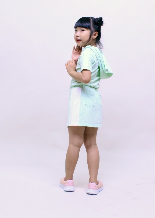 Bộ đồ thun ngắn tay thời trang Jadiny cho bé gái màu xanh ngọc