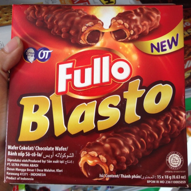 Bánh xốp socola Blasto Indonesia