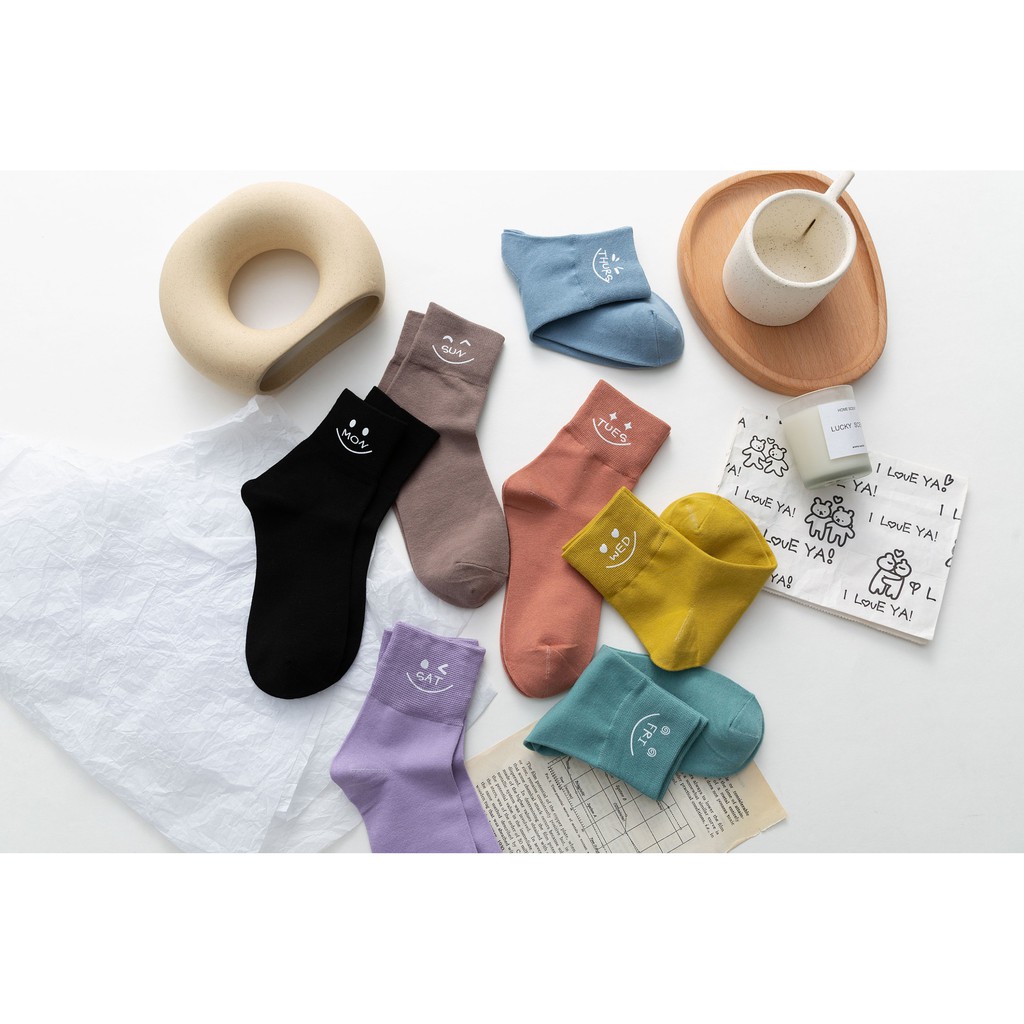 TẤT TUẦN VINTAGE XỊN XÒ