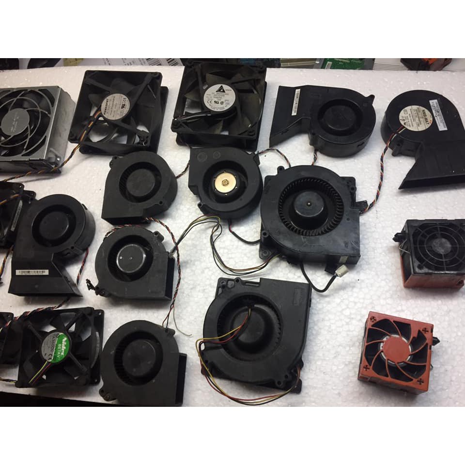 ∋Combo 100 cái quạt fan 8 8x8x2Cm 12V | BigBuy360 - bigbuy360.vn