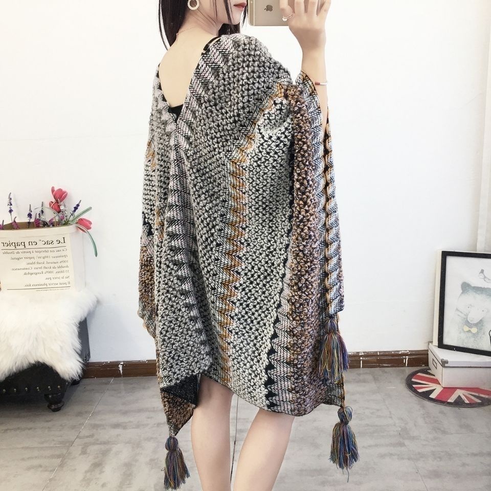 Khăn choàng cổ phong cách dân tộc thời trang
 | BigBuy360 - bigbuy360.vn