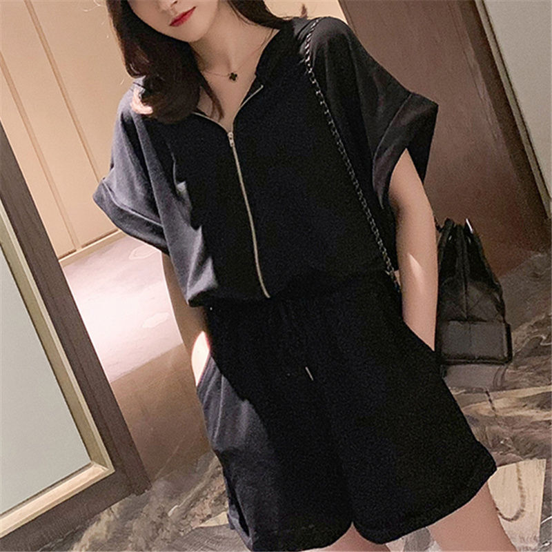 Jumpsuit Ngắn Có Mũ Trùm Đầu Phong Cách Hàn Quốc Cho Nữ