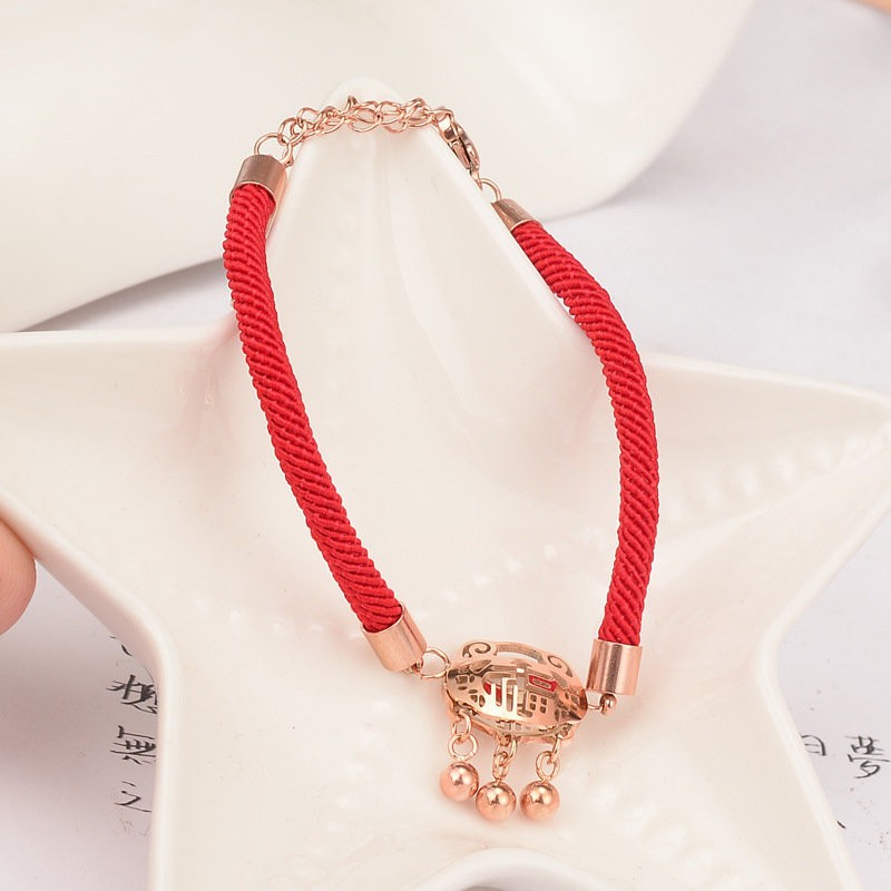 Vòng Đeo Tay Dây Đỏ Bằng Thép Titan Mạ Vàng Hồng 18K Thời Trang