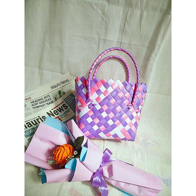 Giỏ đan ton pastel kèm nơ handmade