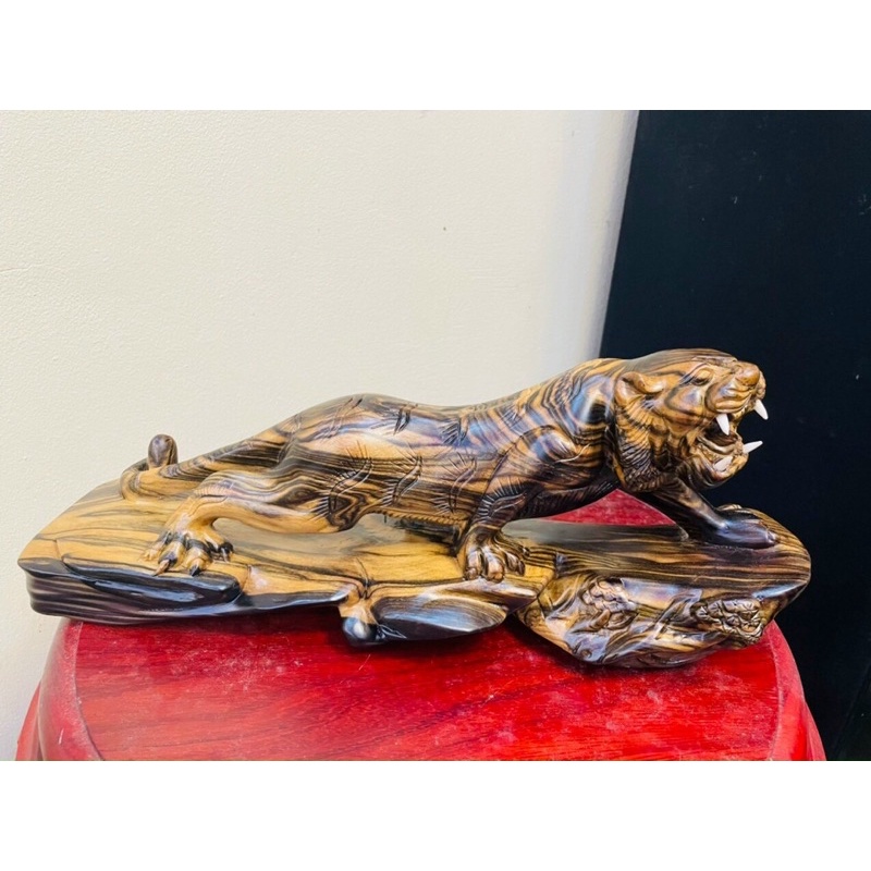 Tượng con hổ gỗ mun