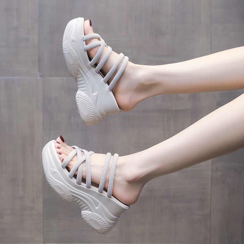 Dép sandal đế xuồng 9cm thời trang mùa hè mới dễ phối đồ cho nữ 2021