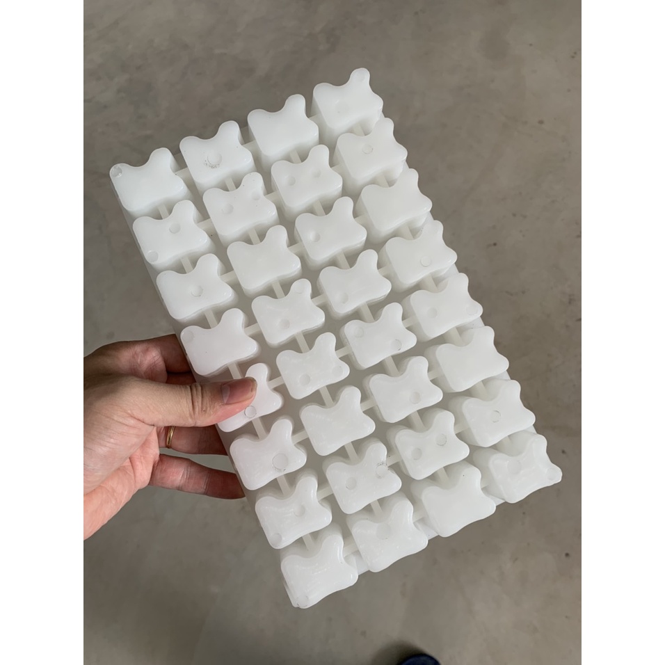 Khuôn đúc con kê, khuôn đúc cục kê bê tông D1