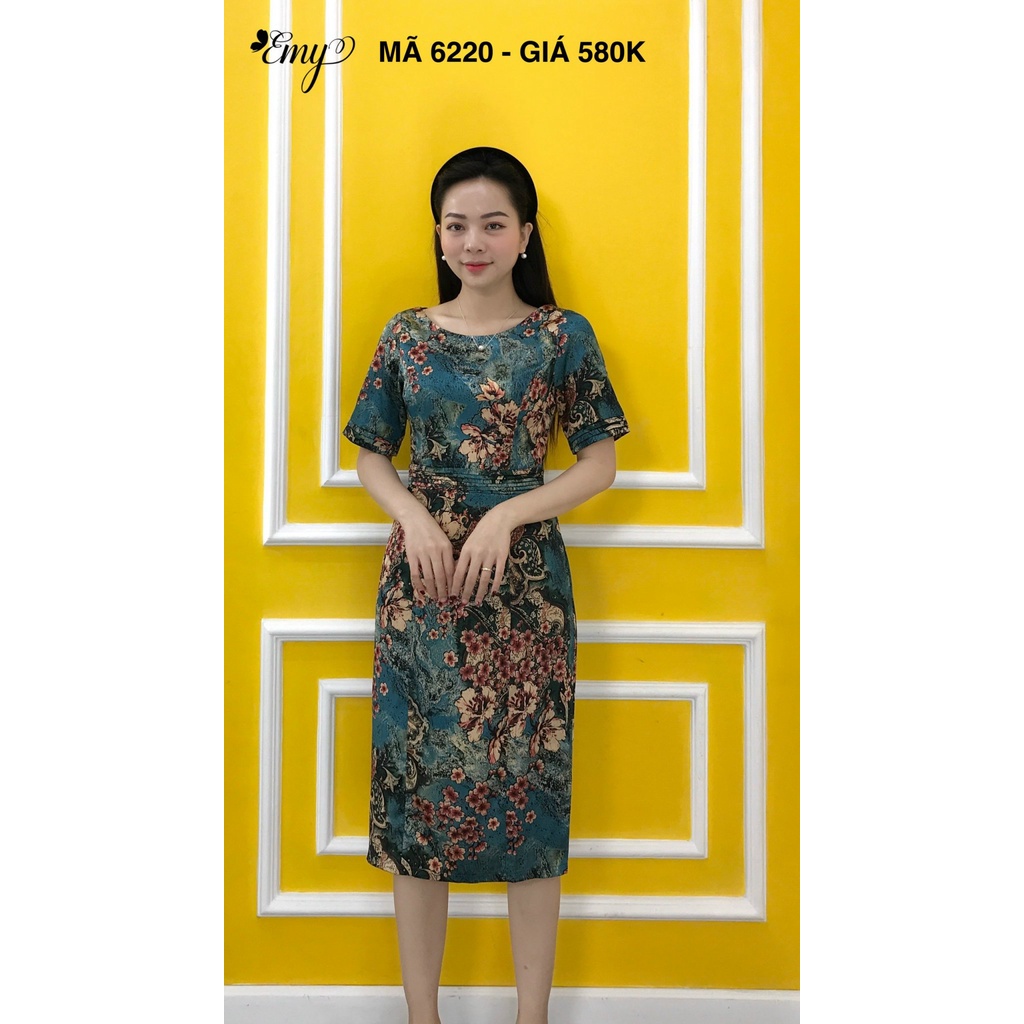 Đầm body lụa hoa cổ tròn tay ngắn xếp ly eo EM6220 - Váy EMY
