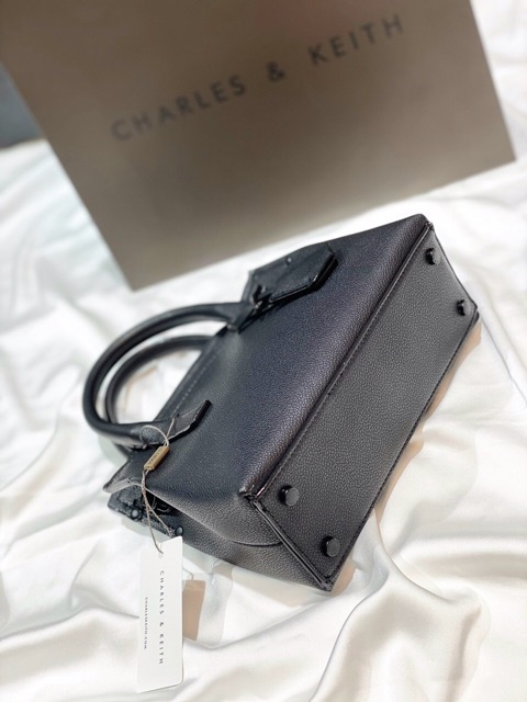Túi công sở quai màu đen size 21,5