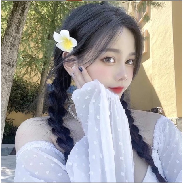 1 Cái Hoa Sứ Cho Tóc Bãi Biển