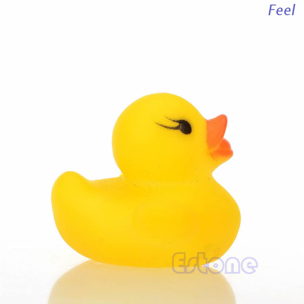 1 Vịt Cao Su Màu Vàng Dễ Thương Cho Bé Khi Tắm