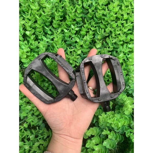 Bàn đạp  xe đạp trẻ em hàng loại 1