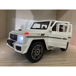 Mô hình xe Mercedes G63 tỷ lệ 1:24
