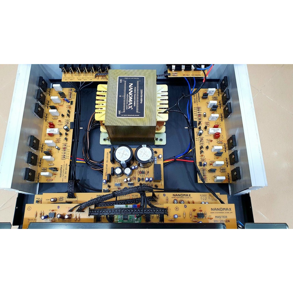 AMPLY KARAOKE NANOMAX DH-2012A