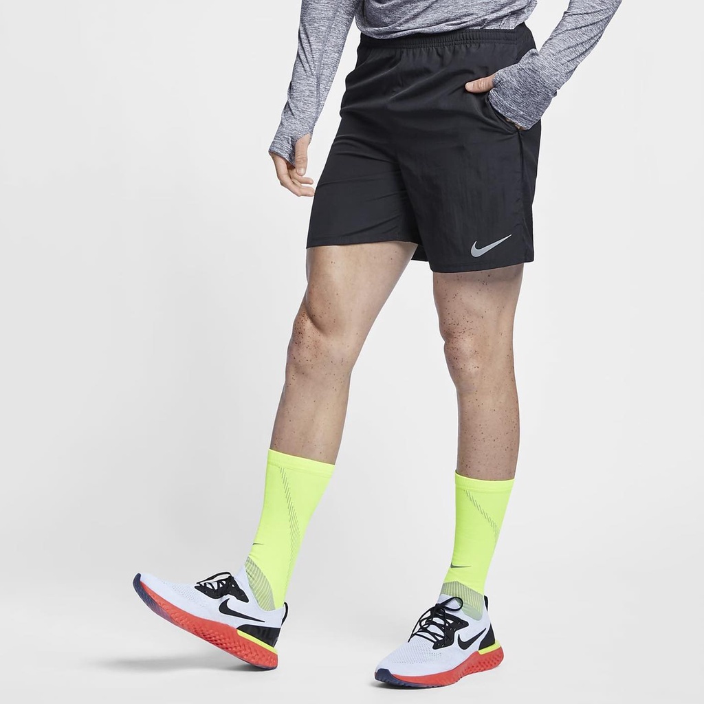 Quần Đùi Thể Thao Nam NIKE RUNNING 7 INCH SHORT Hàng Chuẩn Auth - Màu Đen