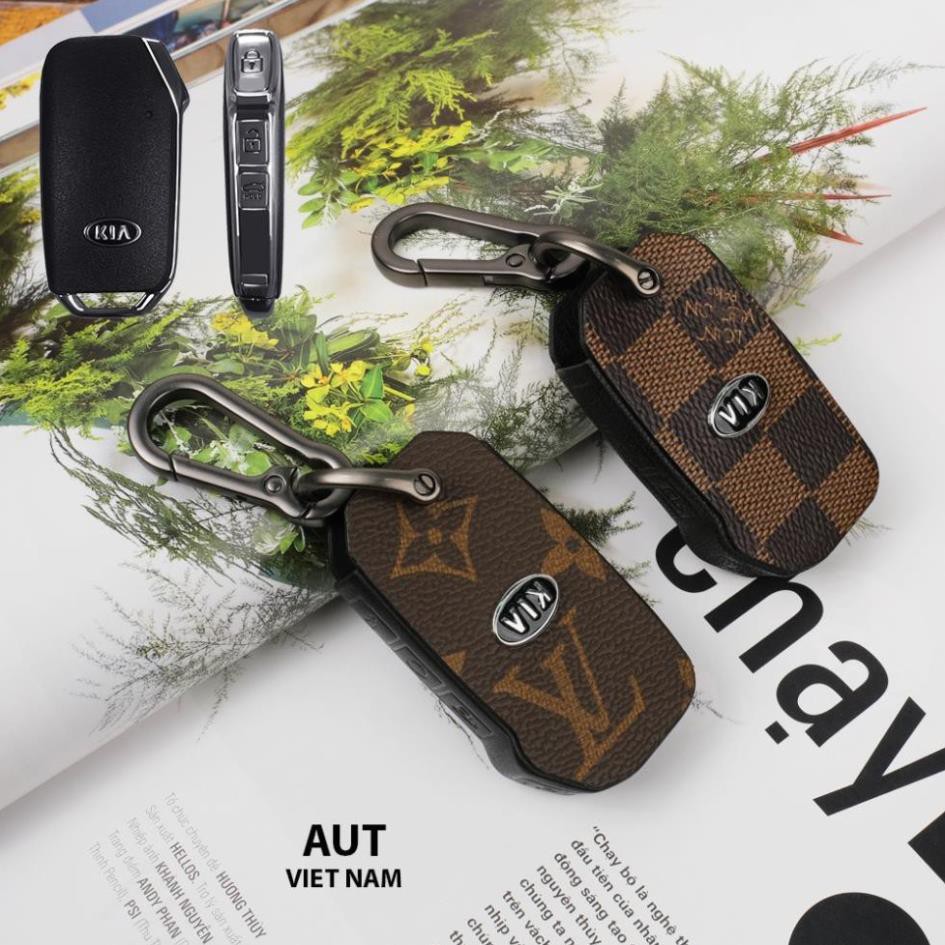 Bao da chìa khóa Smartkey Kia mới 3 nút (Kia Cerato, Sorento, Sedona) da Canvas L .V xẻ túi cao cấp