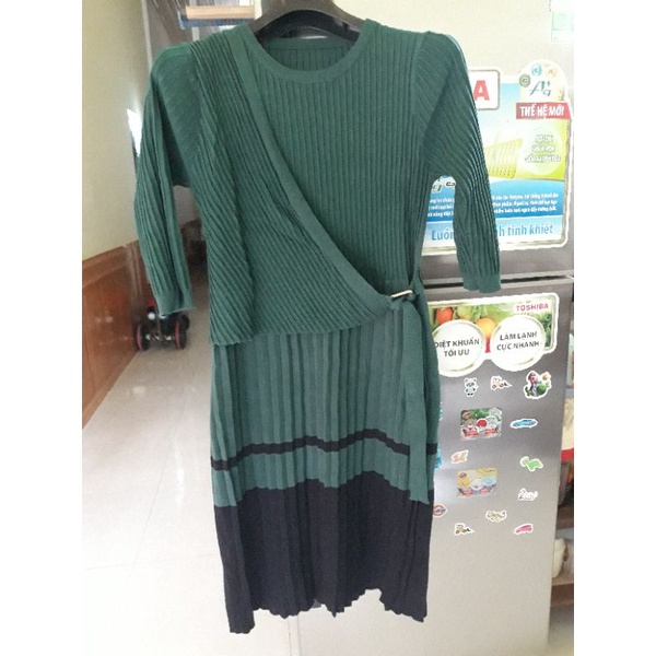 Váy len liền thân