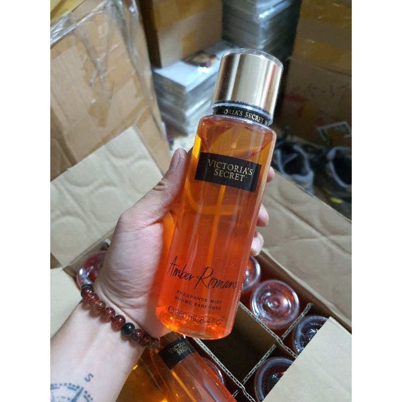 Xịt Thơm Amber Toàn Thân Body Vic 250ml | Thế Giới Skin Care