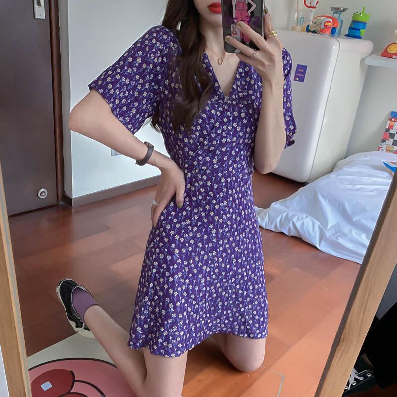 Đầm Chữ A Cổ Chữ V In Họa Tiết Hoa Phong Cách retro Dành Cho Nữ