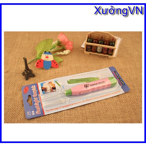 Dụng cụ lấy ráy tai có đèn phát sáng