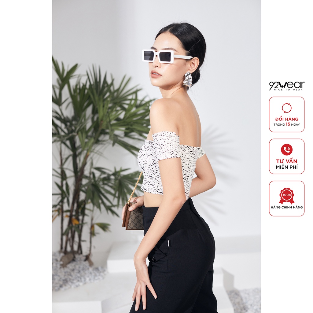 Áo sơ mi trễ vai croptop 92WEAR, thiết kế nhún chun, sành điệu ADA2390