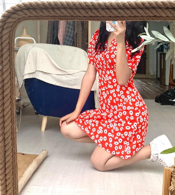 Váy hoa nhí cổ V nhún ngực