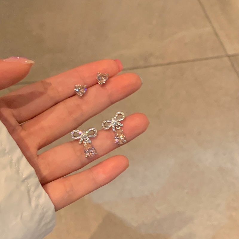 Đôi Bông Tai Nơ Trái Tim Đá Quý Màu Hồng Phong Cách Hàn Quốc Dành Cho Nữ