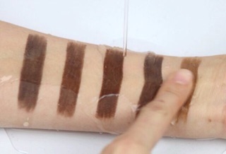 ( sẵn ) CHÌ KẺ MÀY KARADIUM FLAT EYEBROWN PENCIL