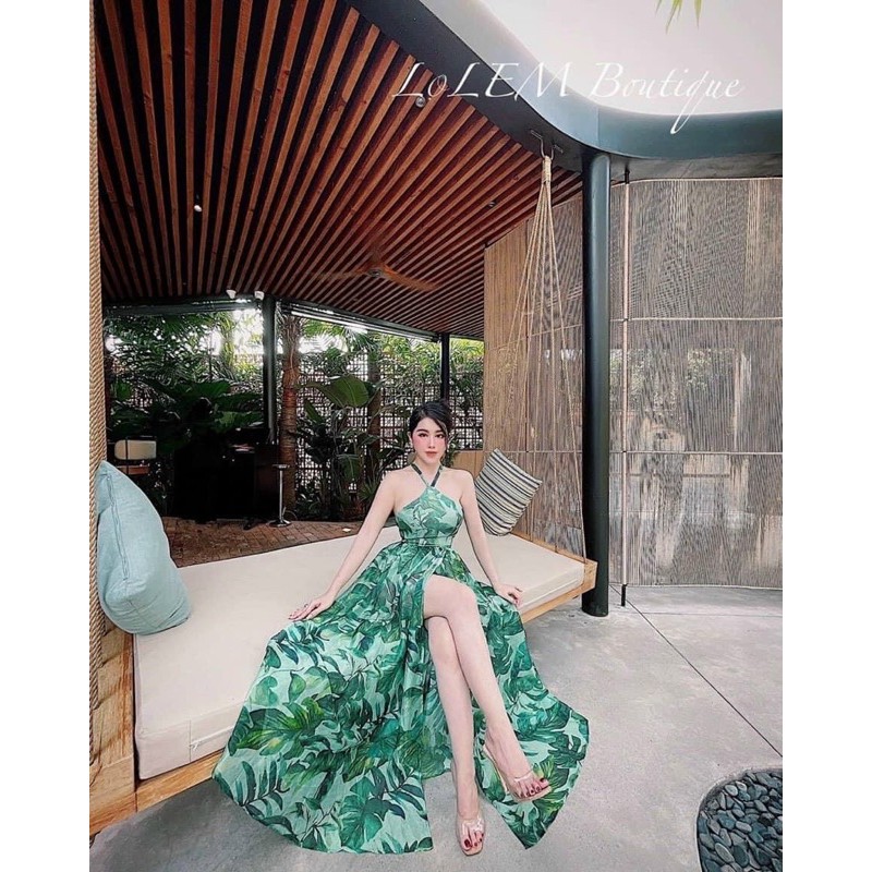[LOẠI ĐẸP CÓ HÌNH THẬT KHÁCH MẶC PHÍA SAU] ĐẦM MAXI LÁ XANH CỔ YẾM ĐAN LƯNG SIÊU ĐẸP