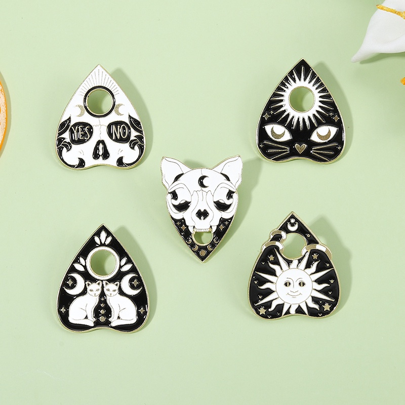 Ghim cài áo QIHE JEWELRY hình mèo mặt trăng mặt trời phong cách punk trang trí quần áo cho bạn bè