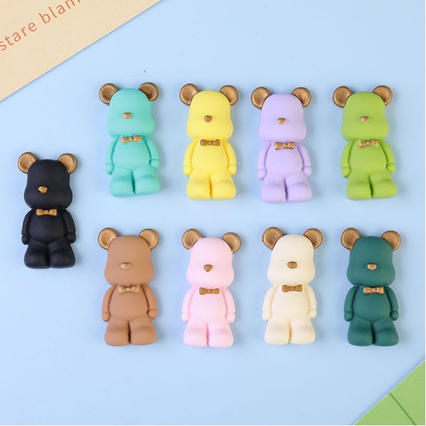 Jibbitz gấu BearBrick bóng mờ nhiều màu gắn dép sục Crocs