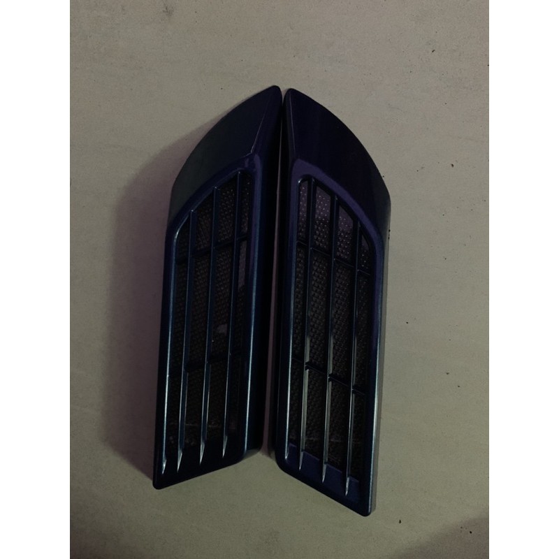 Led năng lượng mặt trời hình mang cá