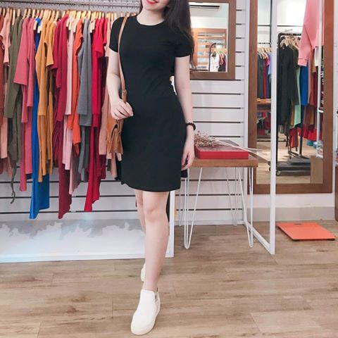 471 - Đầm ôm suông nhẹ tùng chữ A tay ngắn cổ tròn