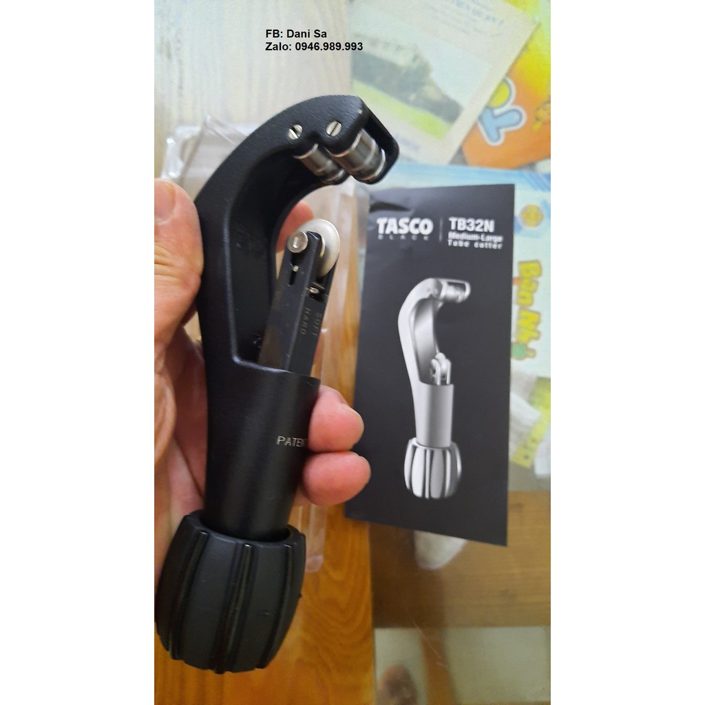 Dao Tasco TB32N trợ lực lò xo