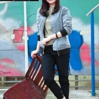 Quần jogger kaki nữ