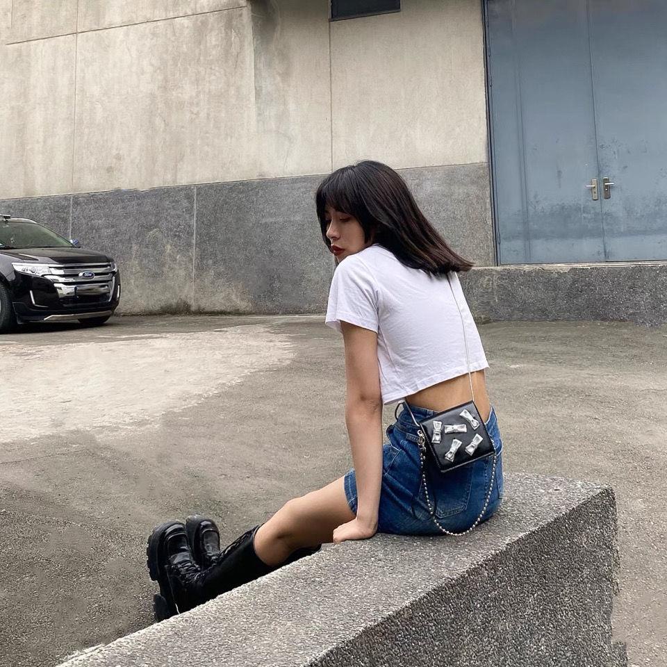 Happy/h Túi đeo chéo vai trang trí hình bướm màu đen và bạc thời trang mùa hè 15