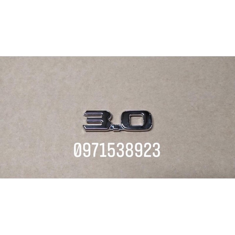 Logo chữ nổi Toyota Hilux, 3.0, D4D, E, G dán thân xe