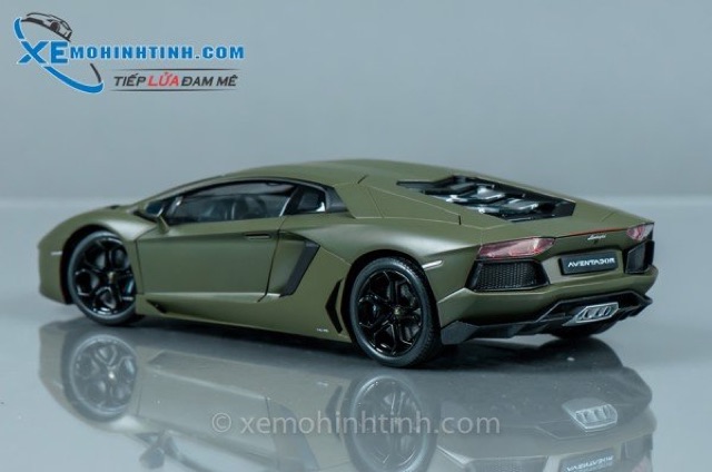 Xe Mô Hình Lamborghini Aventador Lp700 1:18 Welly-Fx (Xanh Rêu)