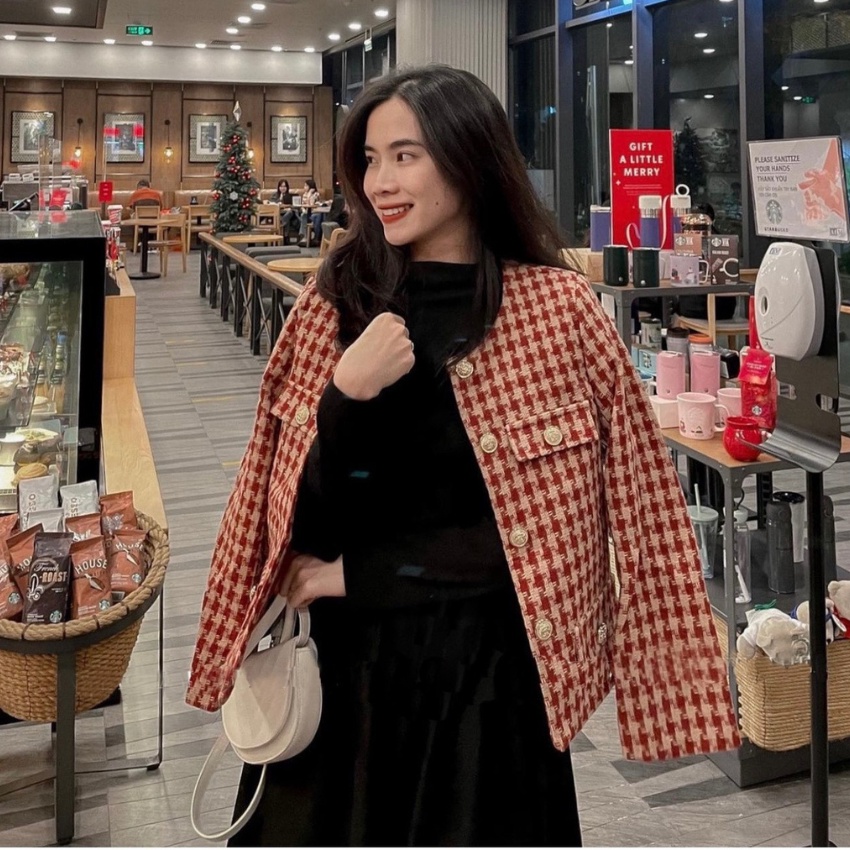 Áo khoác vest caro nút vàng 2 bên túi màu đỏ đen