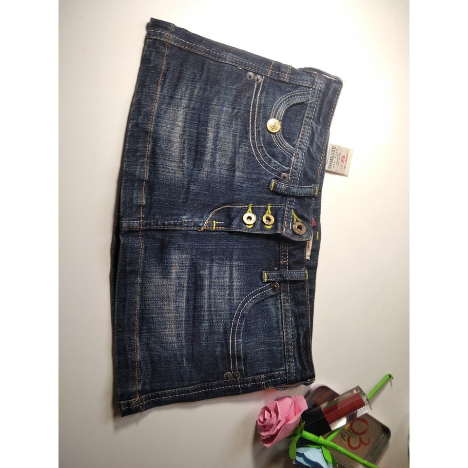 Váy jeans ngắn cá tình size 26. A03