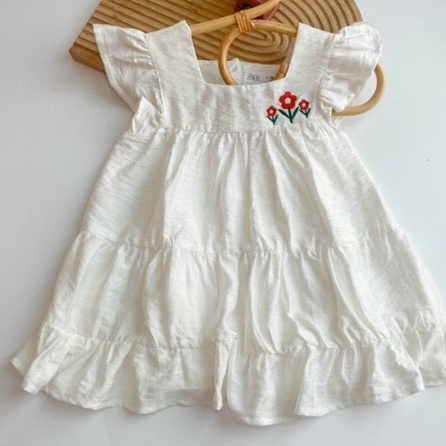 VNXK-ĐẦM ZARA ĐỎ/TRẮNG THÊU HOA SIÊU XINH CHO BÉ GÁI -MÃ ĐBG08