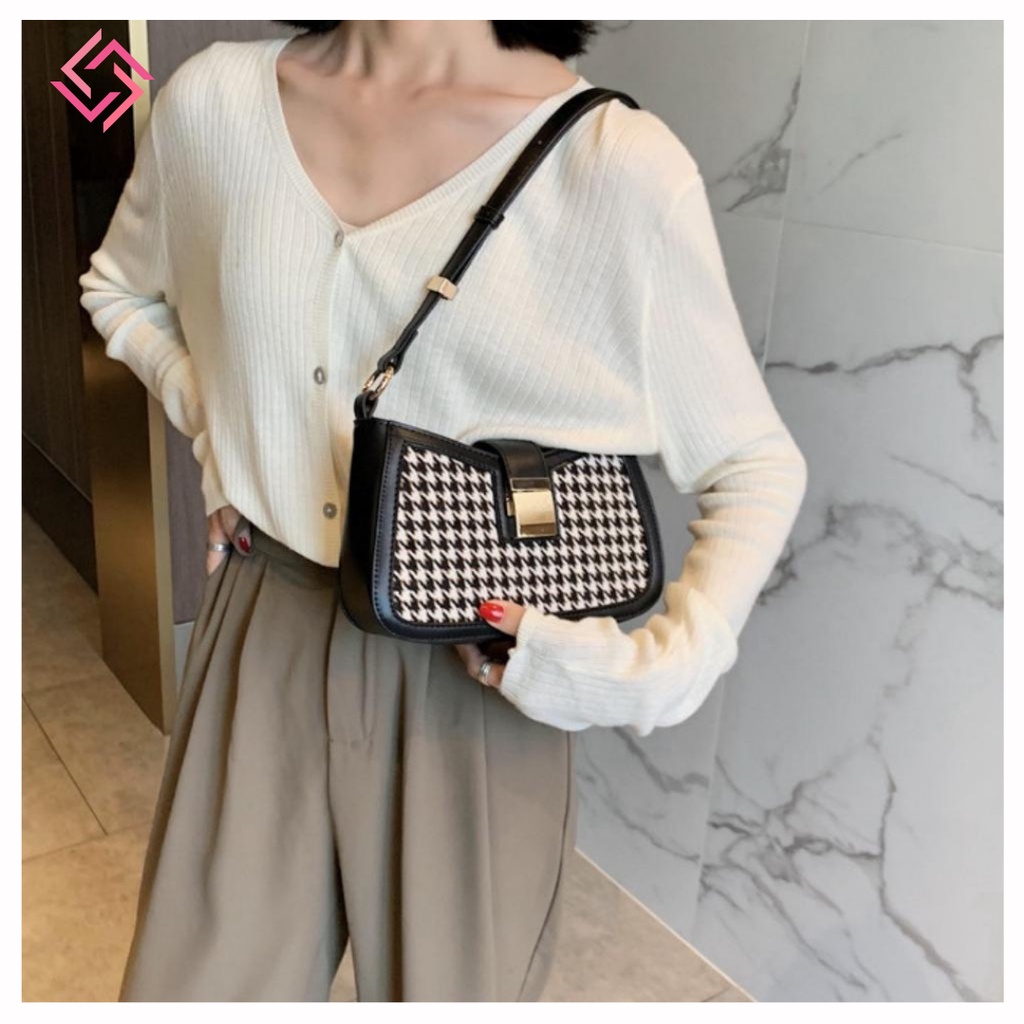 Túi kẹp nách nữ túi xách nữ đeo chéo da mềm khóa vuông vân caro hot trend LUCIA STORE TXN11