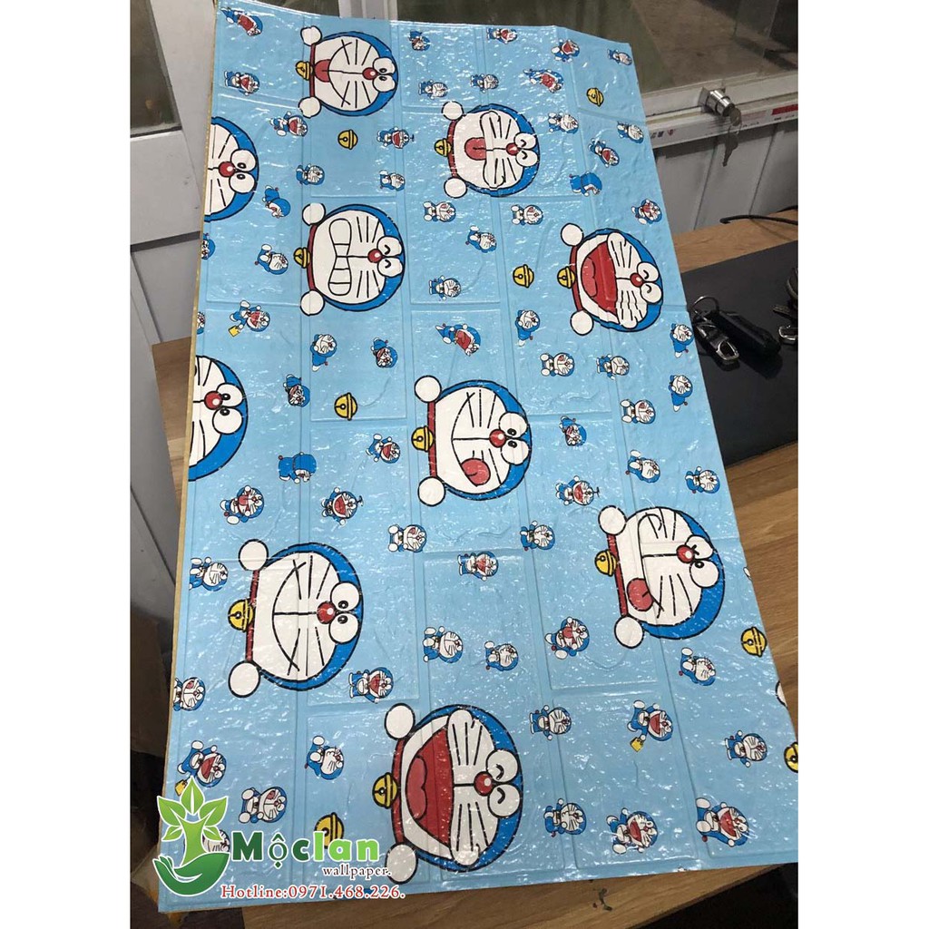 Xốp dán tường 3d trẻ em doremon và hello kitty Siêu Dễ Thương. KT 70cm x 77cm. | BigBuy360 - bigbuy360.vn